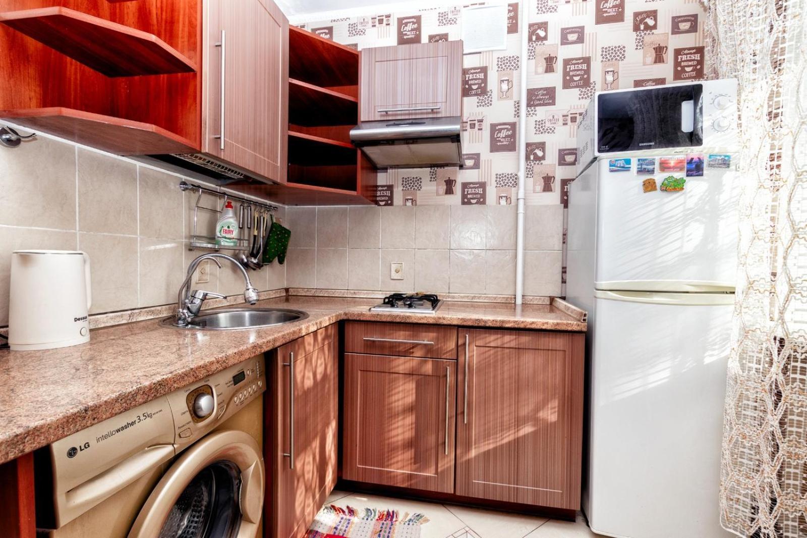 1-комнатная республики-кенесары Apartment